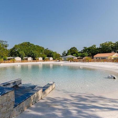 Camping Le Bois Joli Otel Dış mekan fotoğraf
