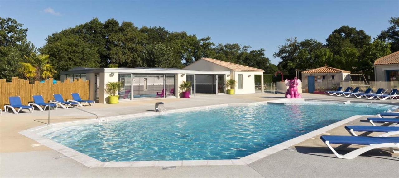 Camping Le Bois Joli Otel Dış mekan fotoğraf