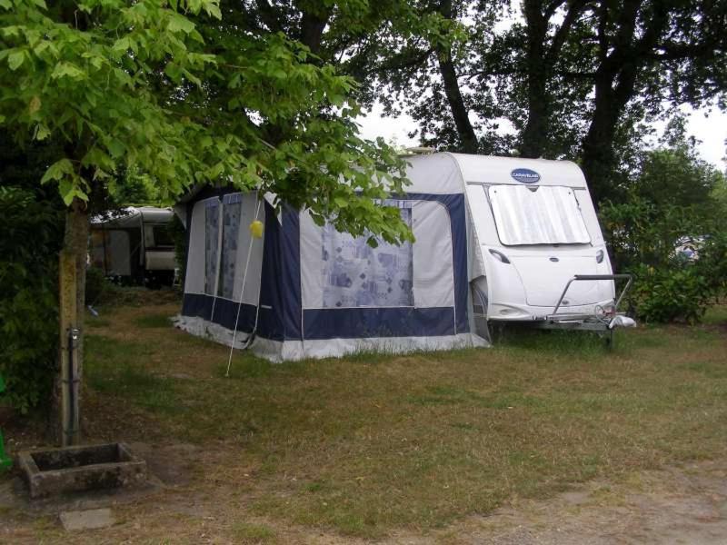Camping Le Bois Joli Otel Dış mekan fotoğraf