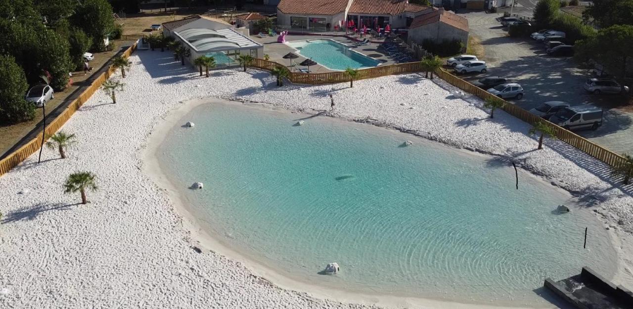 Camping Le Bois Joli Otel Dış mekan fotoğraf