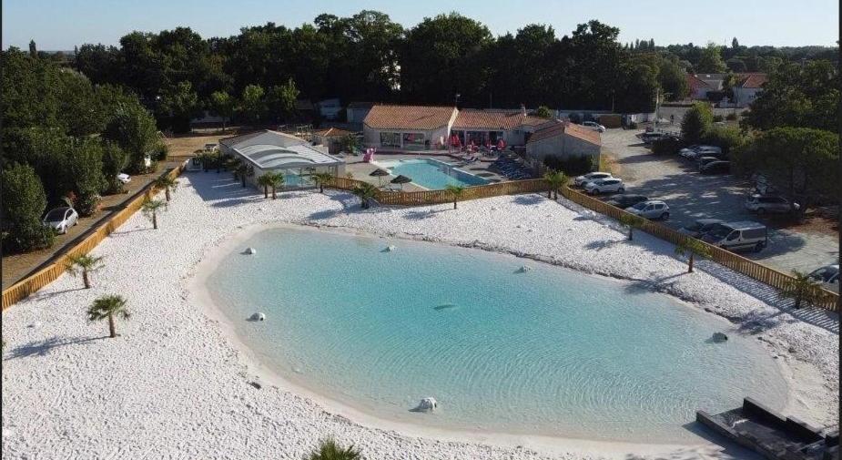 Camping Le Bois Joli Otel Dış mekan fotoğraf