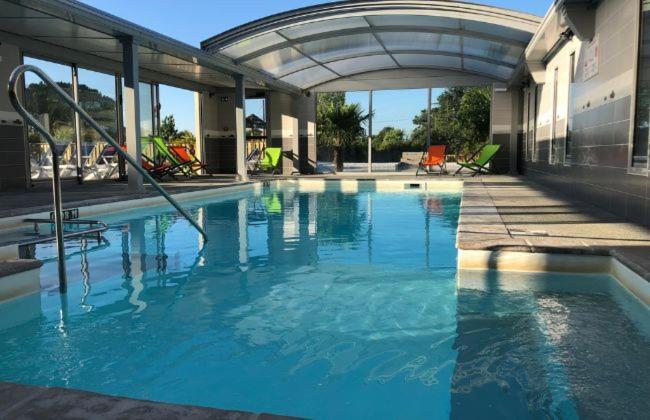 Camping Le Bois Joli Otel Dış mekan fotoğraf