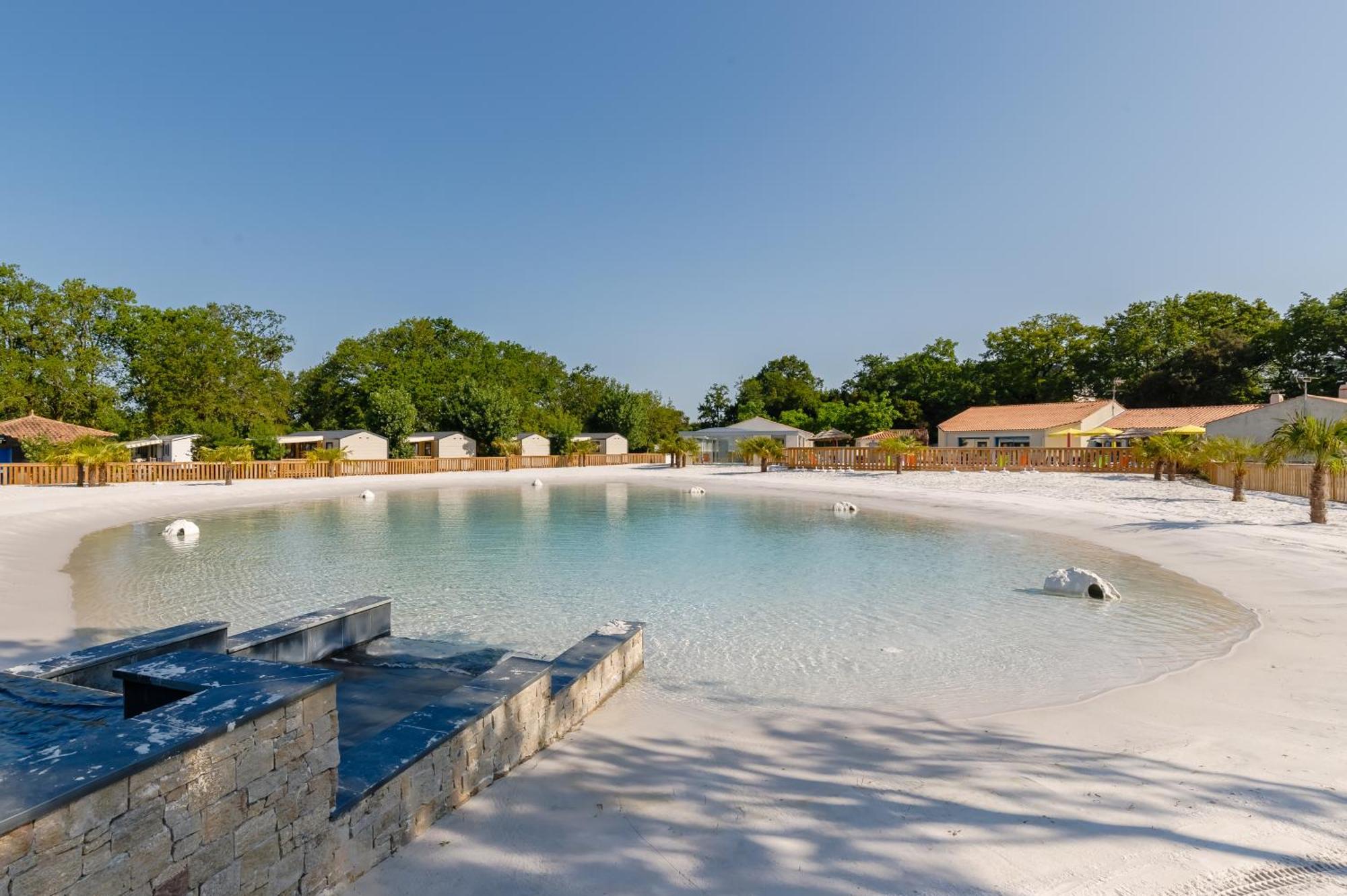 Camping Le Bois Joli Otel Dış mekan fotoğraf