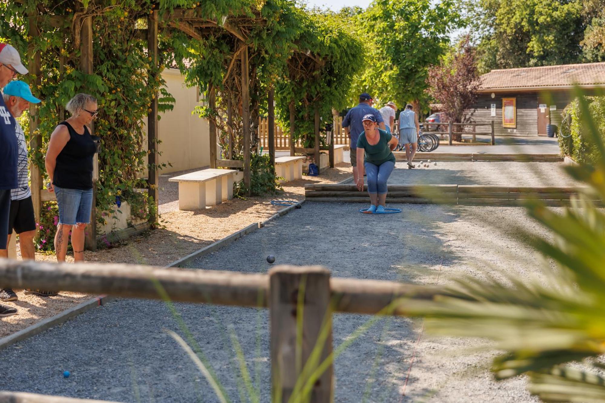 Camping Le Bois Joli Otel Dış mekan fotoğraf