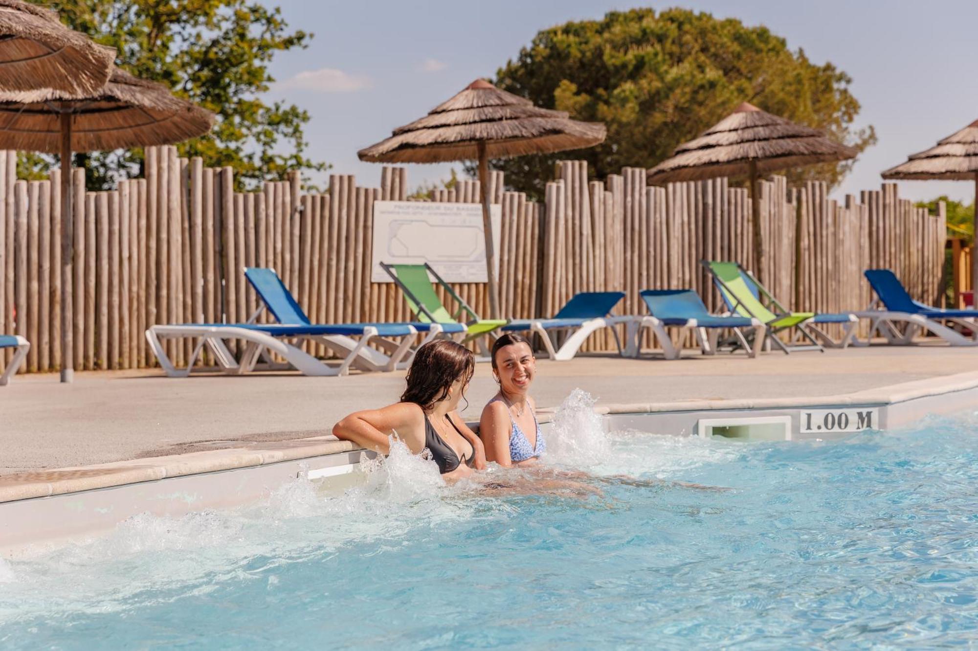 Camping Le Bois Joli Otel Dış mekan fotoğraf
